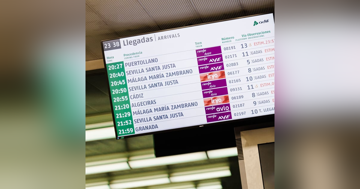 Tertulia de Federico: Es caos se adueña de Atocha y Santa Justa tras otra noche para olvidar Tertulia de Federico: Es caos se adueña de Atocha y Santa Justa tras otra noche para olvidar