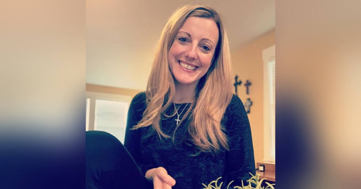 Crystal Duffy Cunningham Wife💑Mom👨👩👧👦 Hope Dealer ✨Certified Health Coach💪🏼 Crystal Duffy Cunningham Wife💑Mom👨👩👧👦 Hope Dealer ✨Certified Health Coach💪🏼