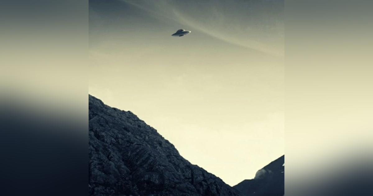 A UFO Photographed in the Italian Alps A UFO Photographed in the Italian Alps