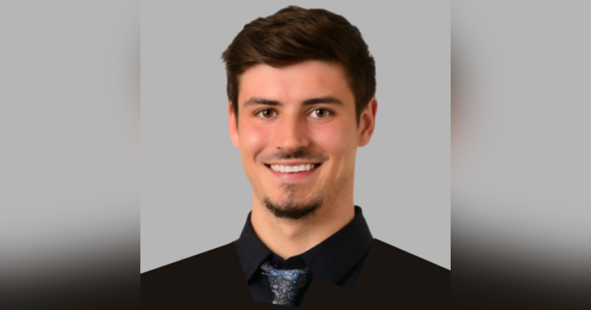Gain Traction on LinkedIn | Chris Cozzolino, PharmD, co-founder Uptown Creation Gain Traction on LinkedIn | Chris Cozzolino, PharmD, co-founder Uptown Creation