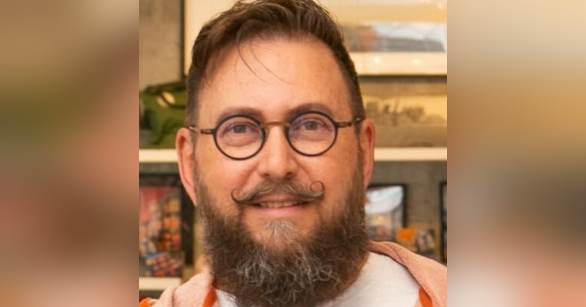 San Francisco Mercantile: a unique retail chain. Talking with owner and founder Robert Emmons. San Francisco Mercantile: a unique retail chain. Talking with owner and founder Robert Emmons.