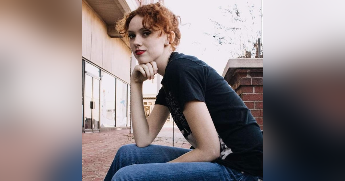 Jayna Jennings live from "The Bird's Nest" Jayna Jennings live from "The Bird's Nest"