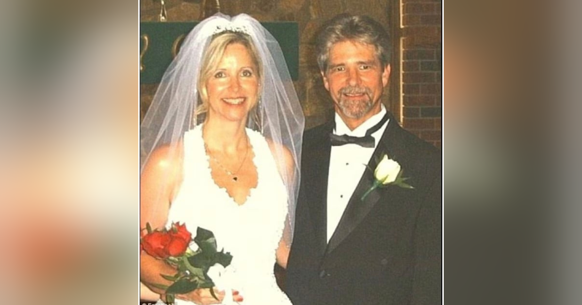 9-Chris Gattis Snaps on Thanksgiving Day 9-Chris Gattis Snaps on Thanksgiving Day