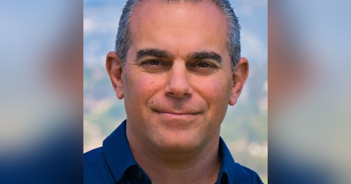 96: Building Exemplary Police Officers with Sergeant Jason Louis of TheBriefingRoom.com 96: Building Exemplary Police Officers with Sergeant Jason Louis of TheBriefingRoom.com