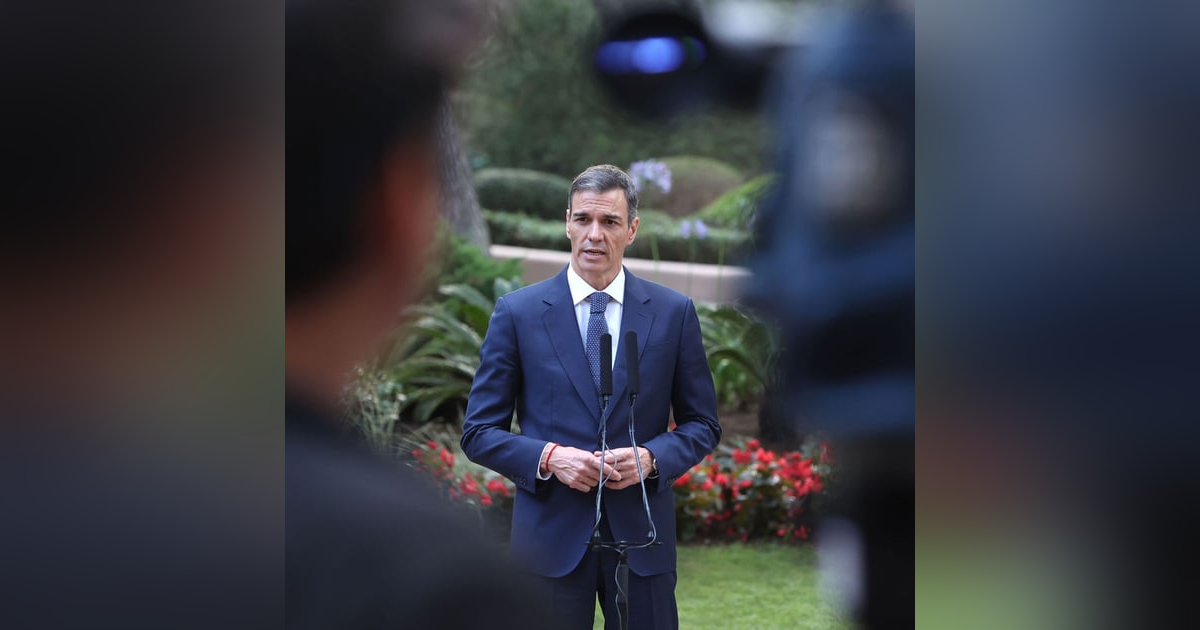 Tertulia de Federico: Pedro Sánchez se parapeta en el Fiscal General del Estado fiando su futuro al suyo Tertulia de Federico: Pedro Sánchez se parapeta en el Fiscal General del Estado fiando su futuro al suyo