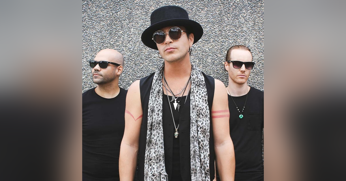 TENSE MACHINE - LIVE FROM LOCKDOWN TENSE MACHINE - LIVE FROM LOCKDOWN