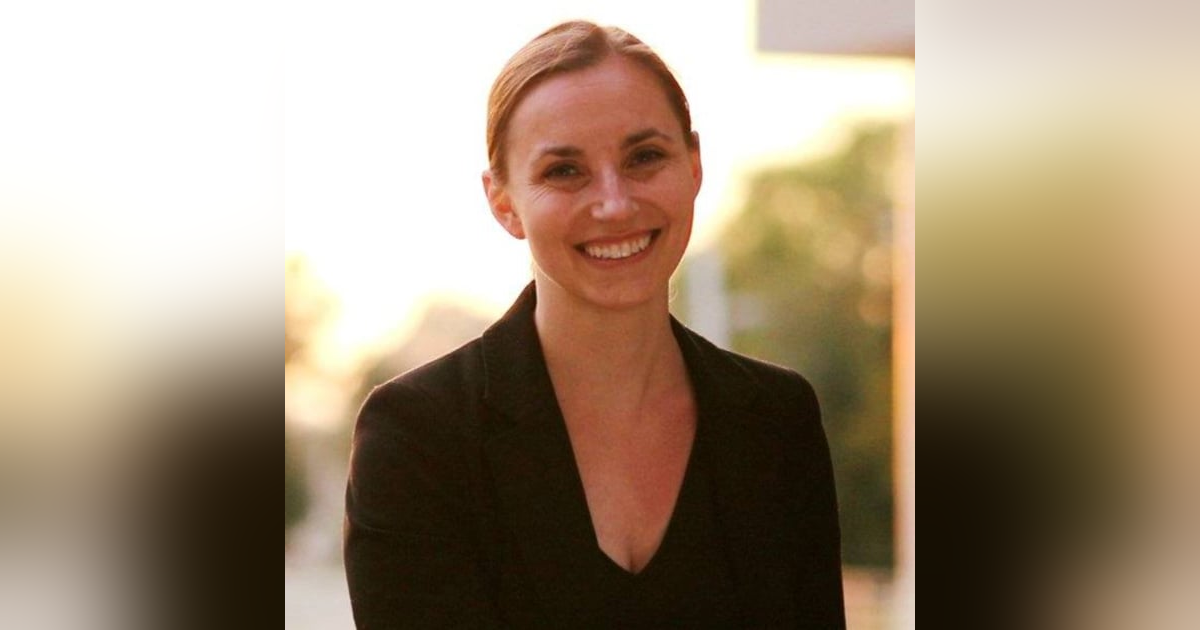 #19 To give a proper advice and consult is a science done by Kim Staats #19 To give a proper advice and consult is a science done by Kim Staats