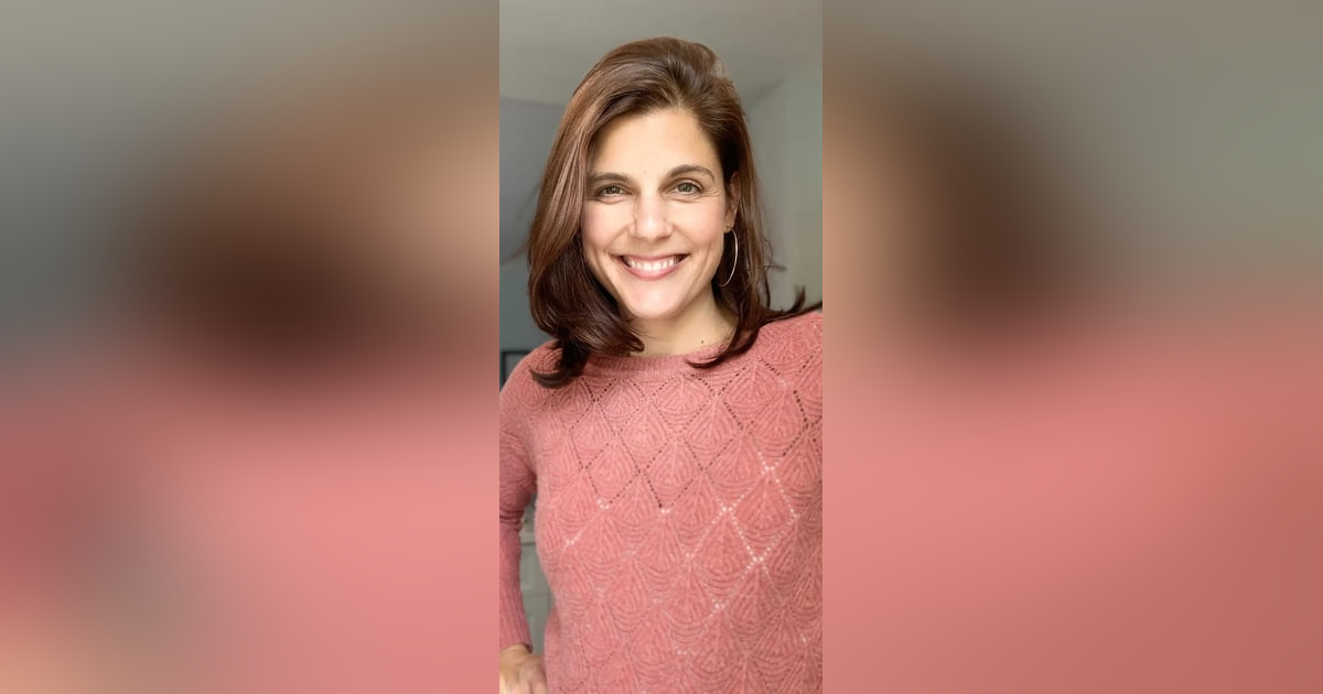 School Teacher To Social Media Guru: Liz Woods' Path to Promoting Moms Who Inspire School Teacher To Social Media Guru: Liz Woods' Path to Promoting Moms Who Inspire