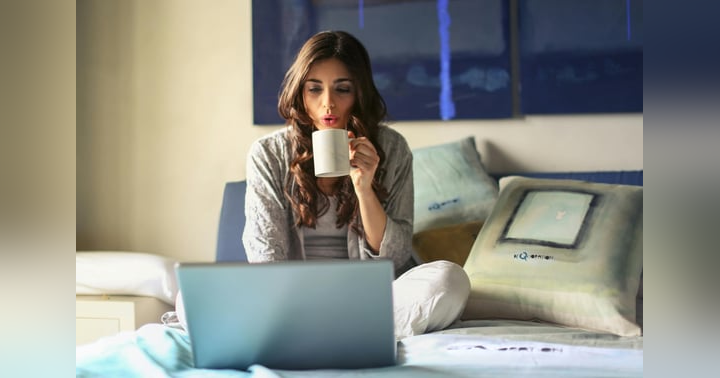 image for Sending Your Child Off to College: What They REALLY Need for Their Dorm Room