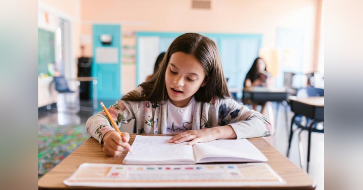 image for Paragraphs, Not Panic: Dyslexia-Smart Strategies with Russell Van Brocklen