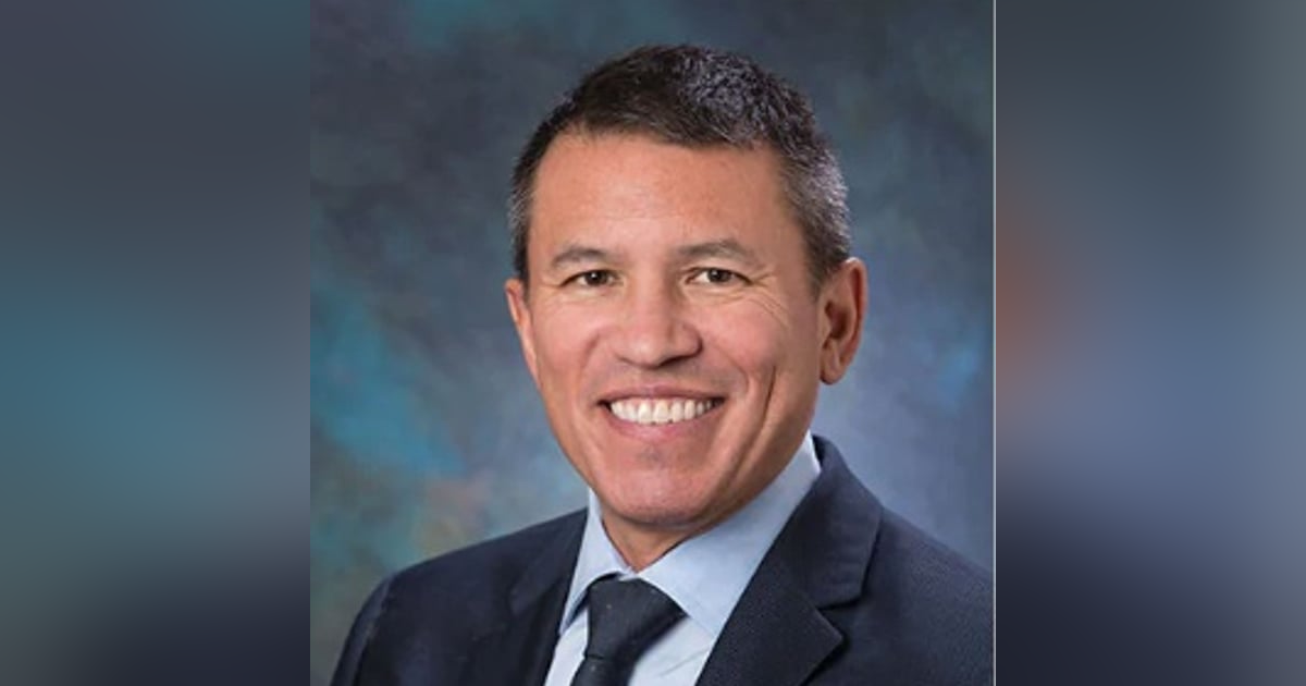 Andy Stuart CEO Norwegian Cruise Lines, 30 years with the company, which has been innovating for more than 52 years Andy Stuart CEO Norwegian Cruise Lines, 30 years with the company, which has been innovating for more than 52 years