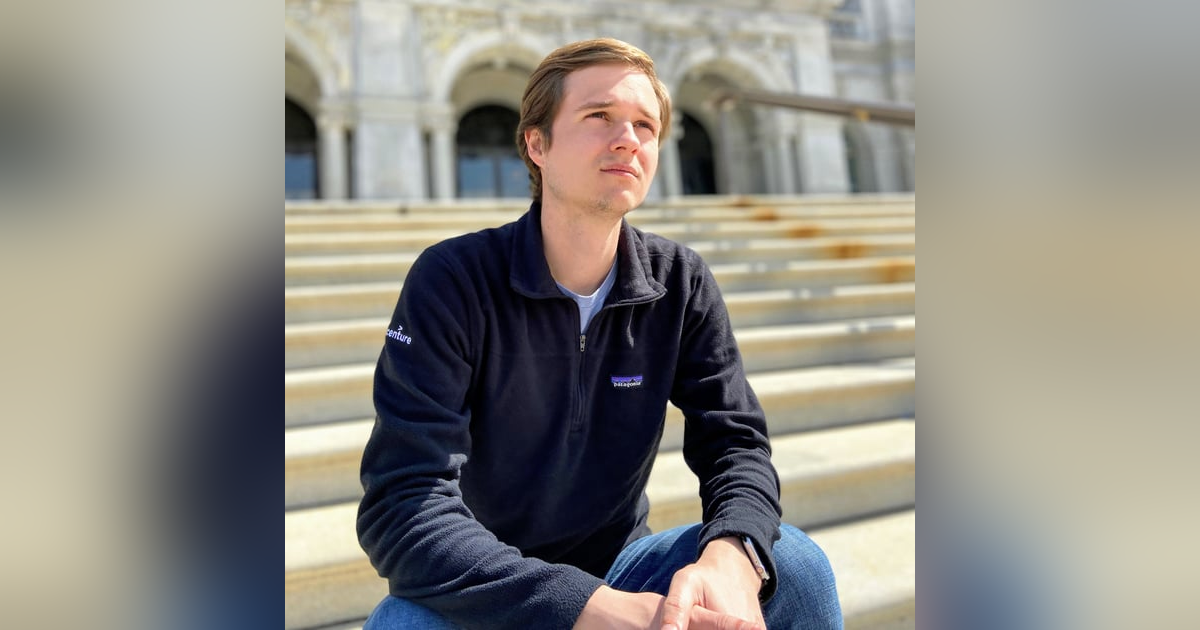 Amazon vs. Traditional Healthcare | "Innovating for Wellness" author Robert Longyear Amazon vs. Traditional Healthcare | "Innovating for Wellness" author Robert Longyear