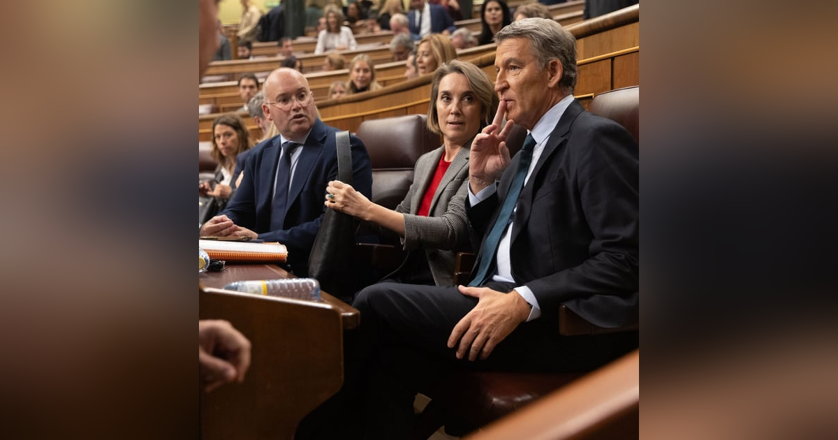 Tertulia de Federico: Feijóo pone la epidural a Mazón para asistir a su caída Tertulia de Federico: Feijóo pone la epidural a Mazón para asistir a su caída