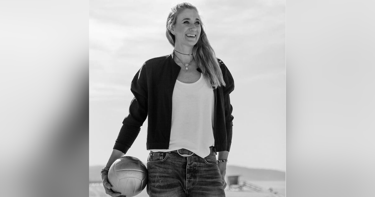 Kerri Walsh Jennings Gold Medal Olympian Beach Volleyball P1440 movement Kerri Walsh Jennings Gold Medal Olympian Beach Volleyball P1440 movement