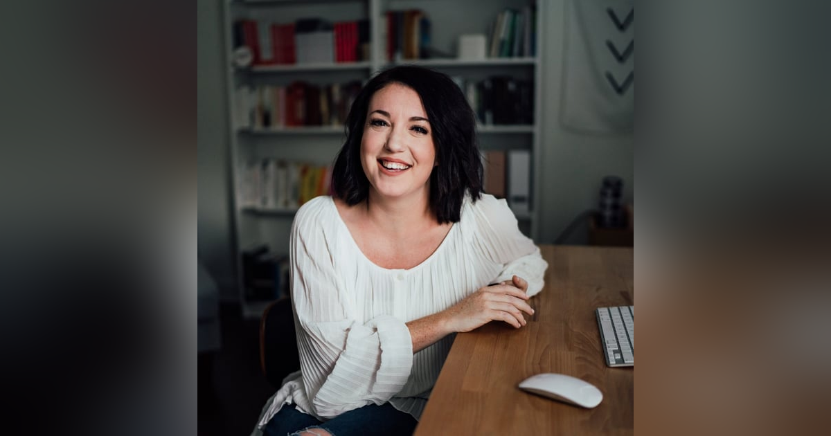 #194: Hannah Brencher: The Unplugged Hours #194: Hannah Brencher: The Unplugged Hours