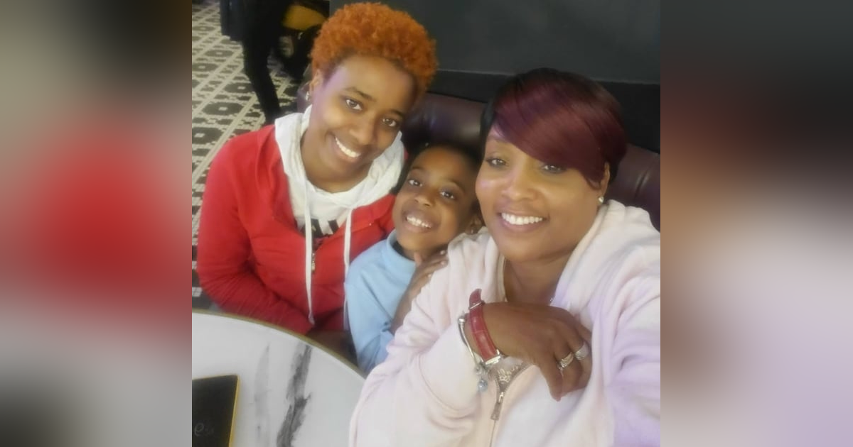Chit Chat and all of that with Preezy and  Co- host guest Giggles and her daughter Lady bug Chit Chat and all of that with Preezy and  Co- host guest Giggles and her daughter Lady bug