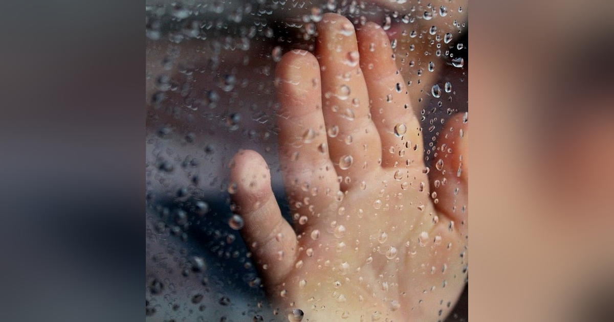 Historias de Miedo Diciembre 10 de 2021 LAS MANOS DE LA NIÑA Historias de Miedo Diciembre 10 de 2021 LAS MANOS DE LA NIÑA