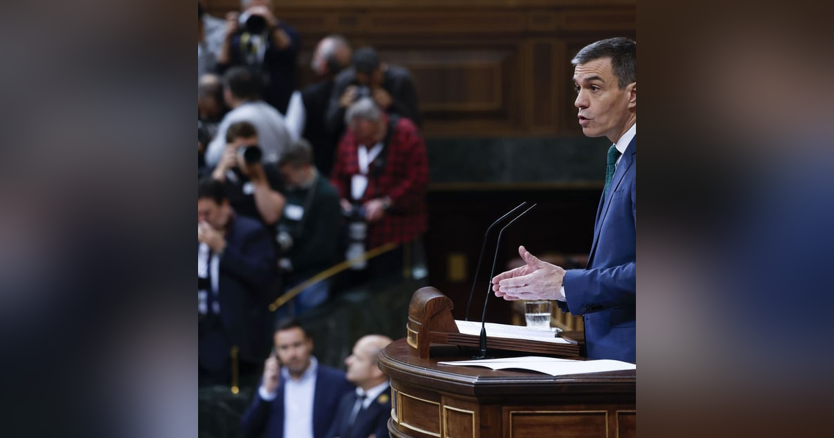 La República de los Tonnntos: Sánchez, "a la altura de su prestigio" con sus discursos "indigeribles" La República de los Tonnntos: Sánchez, "a la altura de su prestigio" con sus discursos "indigeribles"