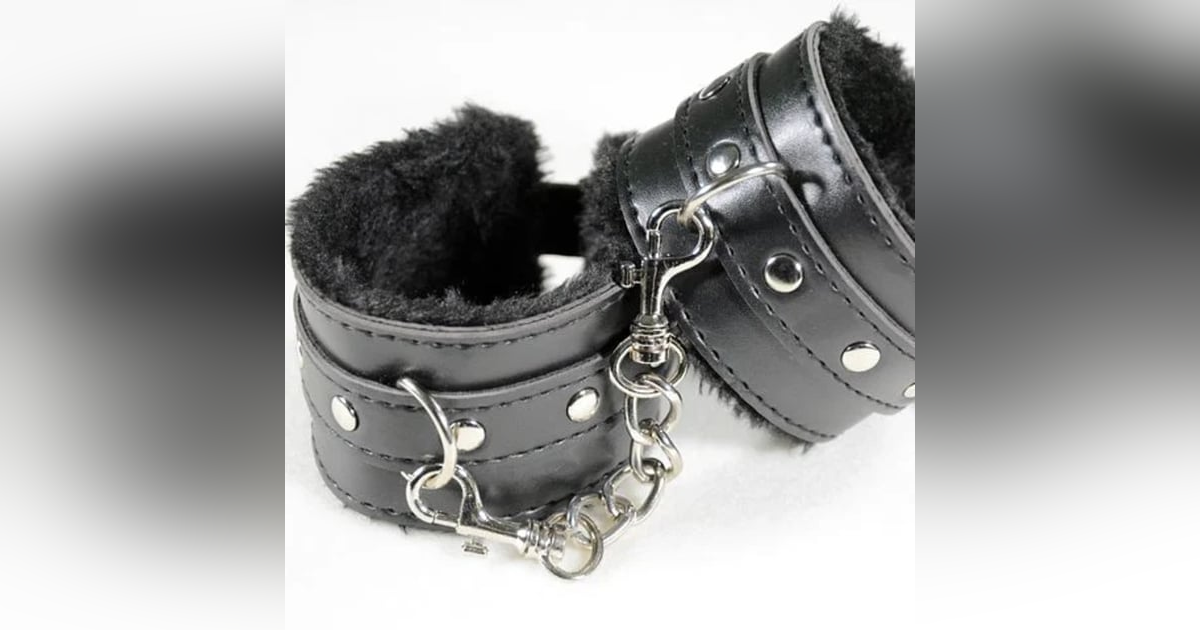 Is This A Kink? Matthew Stapley July 21, 2021 Is This A Kink? Matthew Stapley July 21, 2021