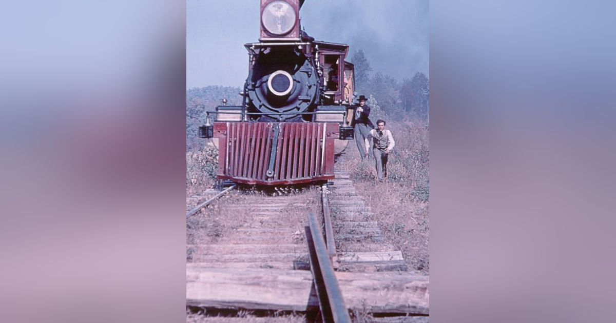 THE GREAT LOCOMOTIVE CHASE (WHICH RESULTED IN) OUR NATIONS FIRST MEDAL OF HONOR THE GREAT LOCOMOTIVE CHASE (WHICH RESULTED IN) OUR NATIONS FIRST MEDAL OF HONOR