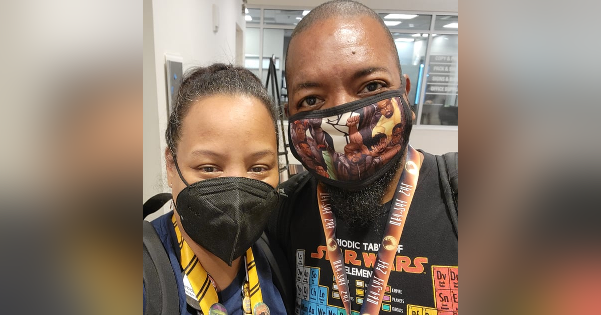 Fandom Hybrid Podcast #107 - Dragon Con 2021 Recap Fandom Hybrid Podcast #107 - Dragon Con 2021 Recap