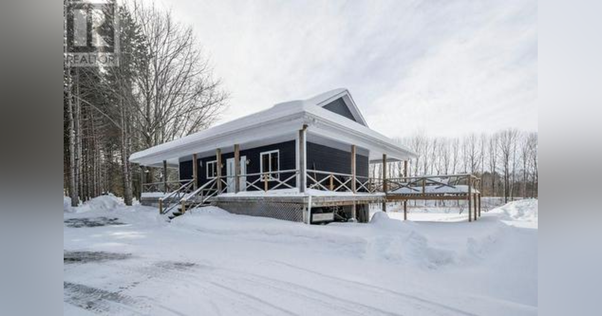 Lynn Phillips- Award winning Real Estate agent Lynn Phillips- Award winning Real Estate agent