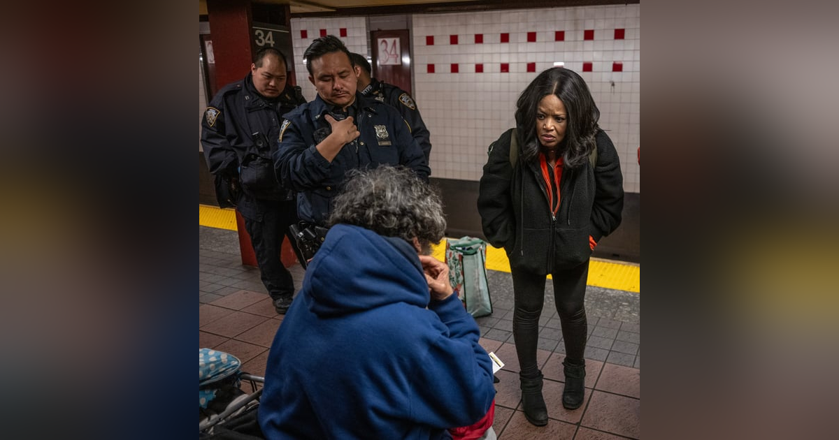 Deep Reads: The nurse in the NYC subway Deep Reads: The nurse in the NYC subway