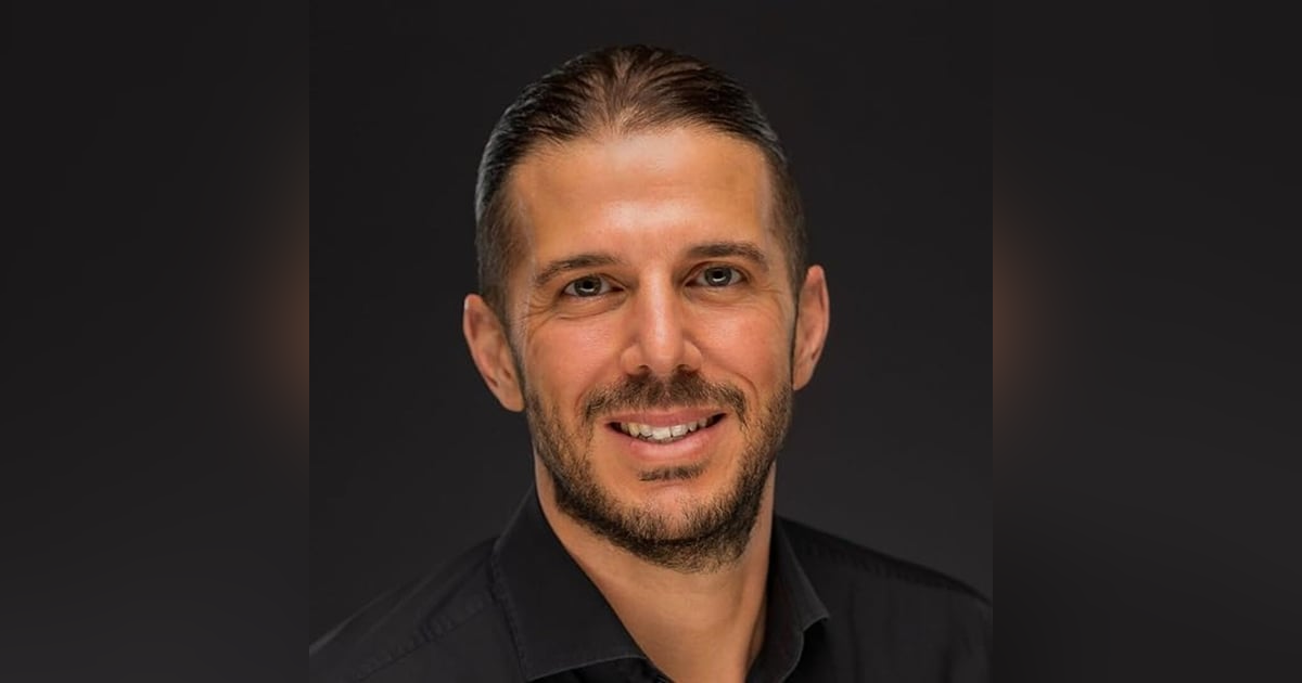 Mike Fata, Multiple 9 Figure exits, CEO of Fata & Associates, Best Selling Author, Founder to Mentor Podcast Host. mikefata.ca Mike Fata, Multiple 9 Figure exits, CEO of Fata & Associates, Best Selling Author, Founder to Mentor Podcast Host. mikefata.ca