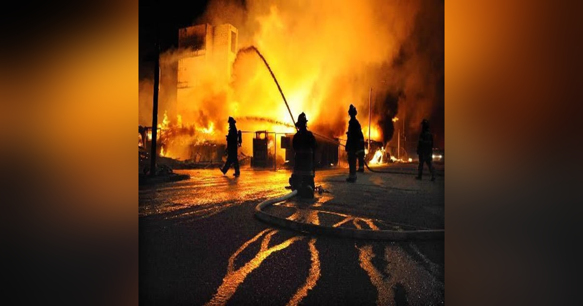 Pod 220 : Hot Fire Pod 220 : Hot Fire