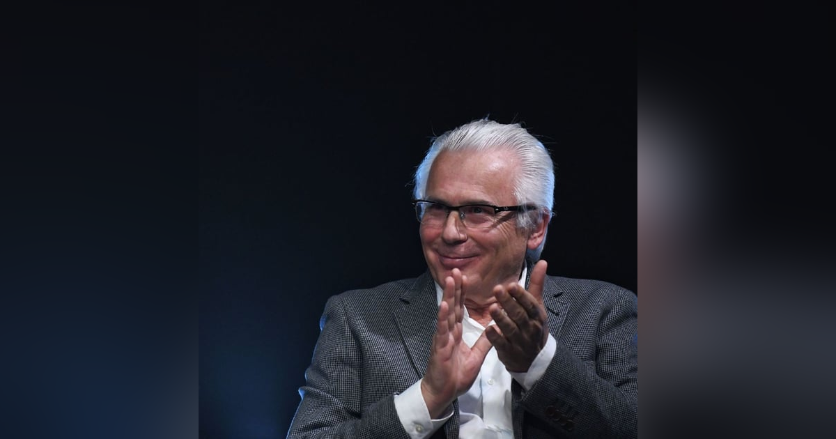 La República de los Tonnntos: Cuando Garzón pidió en 2008 el certificado de defunción de Franco La República de los Tonnntos: Cuando Garzón pidió en 2008 el certificado de defunción de Franco