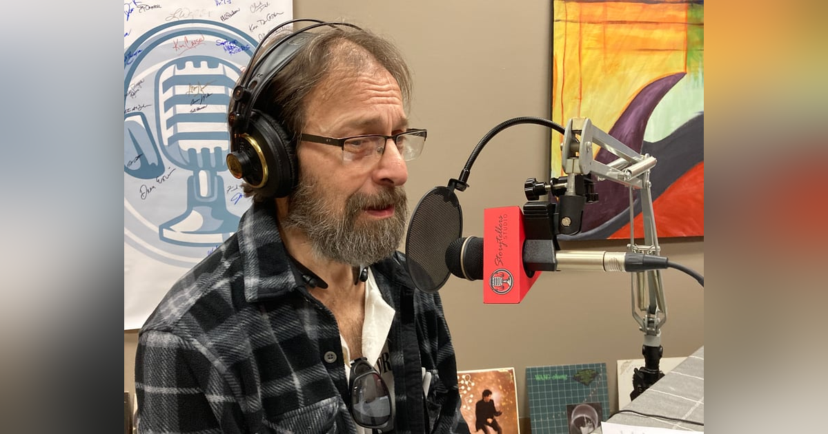 S1 E35 HOWARD HALL - Former Engineer for WROK and WZOK radio S1 E35 HOWARD HALL - Former Engineer for WROK and WZOK radio