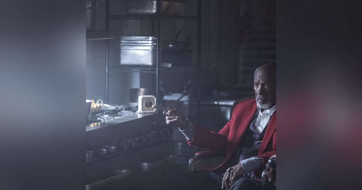 Watchmen 1X02 Martial Feats of Comanche Horsemanship Watchmen 1X02 Martial Feats of Comanche Horsemanship