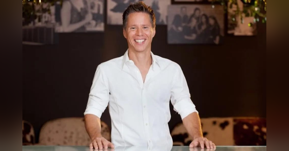 How We Make More Money by Questioning Everything - Alastair Thomann, Generator and Freehand How We Make More Money by Questioning Everything - Alastair Thomann, Generator and Freehand