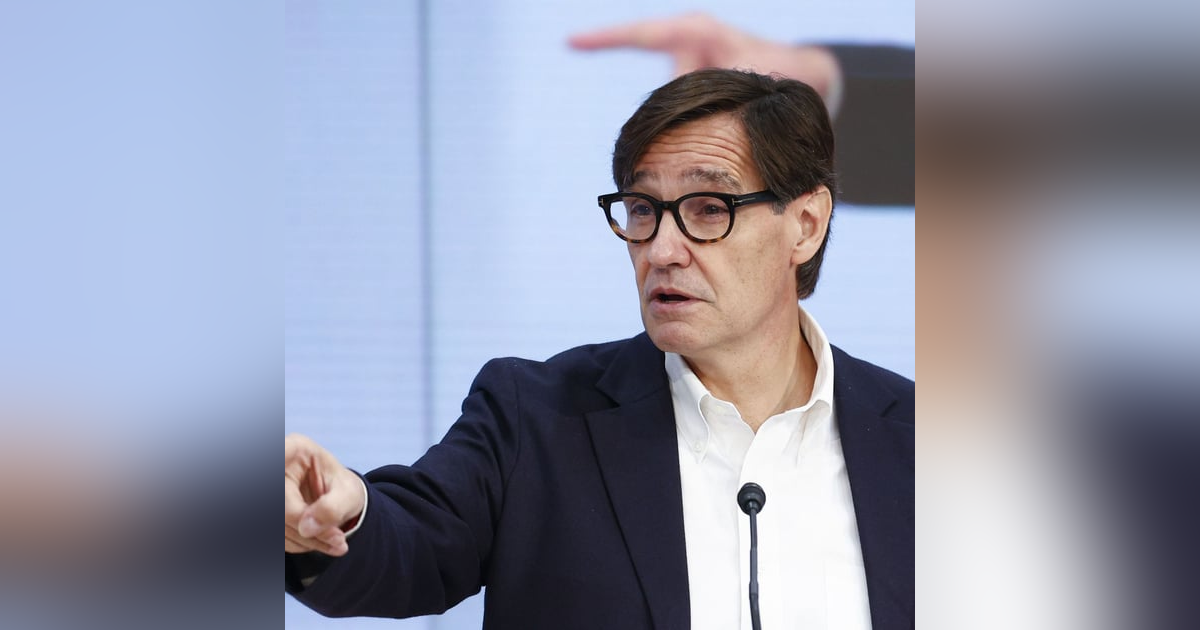 Las Noticias de La Mañana: A Illa le gustaría que Puigdemont pasara la Navidad en Cataluña Las Noticias de La Mañana: A Illa le gustaría que Puigdemont pasara la Navidad en Cataluña