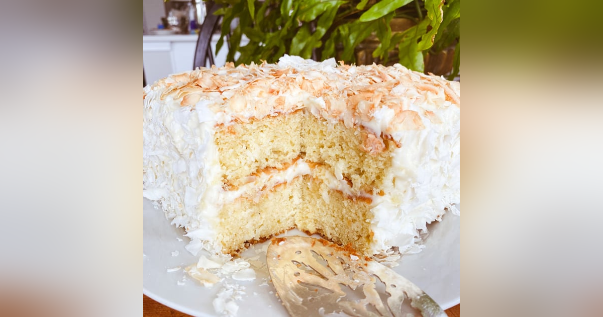 Gluten-Free Coconut Cake with Cream Cheese Buttercream Frosting (recipe in show notes) Gluten-Free Coconut Cake with Cream Cheese Buttercream Frosting (recipe in show notes)