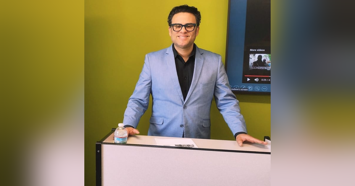 Episode #277: Dr. Efraín Martínez Episode #277: Dr. Efraín Martínez