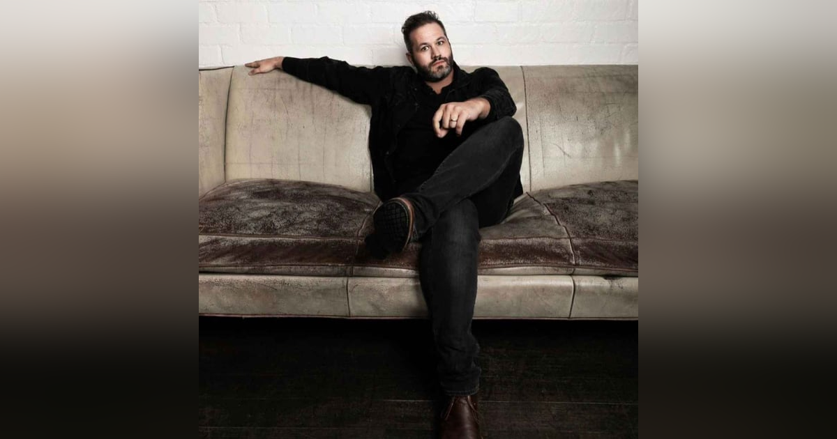 Making "FBoy Island" in the Cayman Islands & Traveling as a Plus Size King w/ Hunter Hill Making "FBoy Island" in the Cayman Islands & Traveling as a Plus Size King w/ Hunter Hill