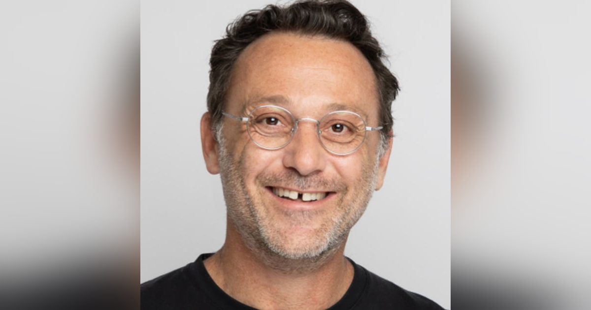 Eldad Rothman, CEO of Glasses USA, Americas Leading Online Eyewear Brand Retailer glassesusa.com Eldad Rothman, CEO of Glasses USA, Americas Leading Online Eyewear Brand Retailer glassesusa.com
