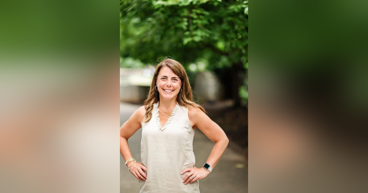 Ep 165 Healing Through Hemp: How CBD Changed Lauren Magel's Life and Career Ep 165 Healing Through Hemp: How CBD Changed Lauren Magel's Life and Career