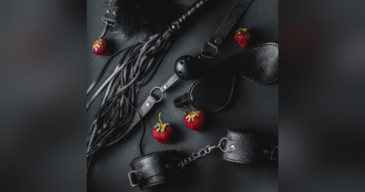 Sex In An RV, Sex Rooms And Adventurous Places - Turned On With Sue McGarvie & The Milkman Sex In An RV, Sex Rooms And Adventurous Places - Turned On With Sue McGarvie & The Milkman