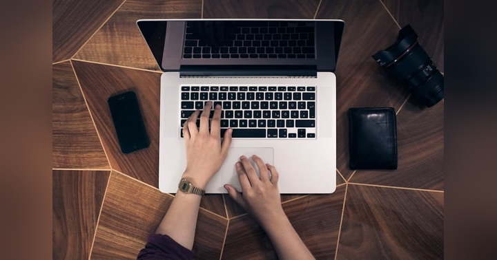 image for Top Podcasts to Listen to on a Mac