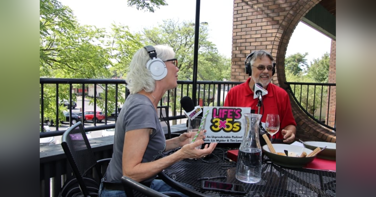 S4 E4 Fighting Over Dessert at Lucha Cantina S4 E4 Fighting Over Dessert at Lucha Cantina