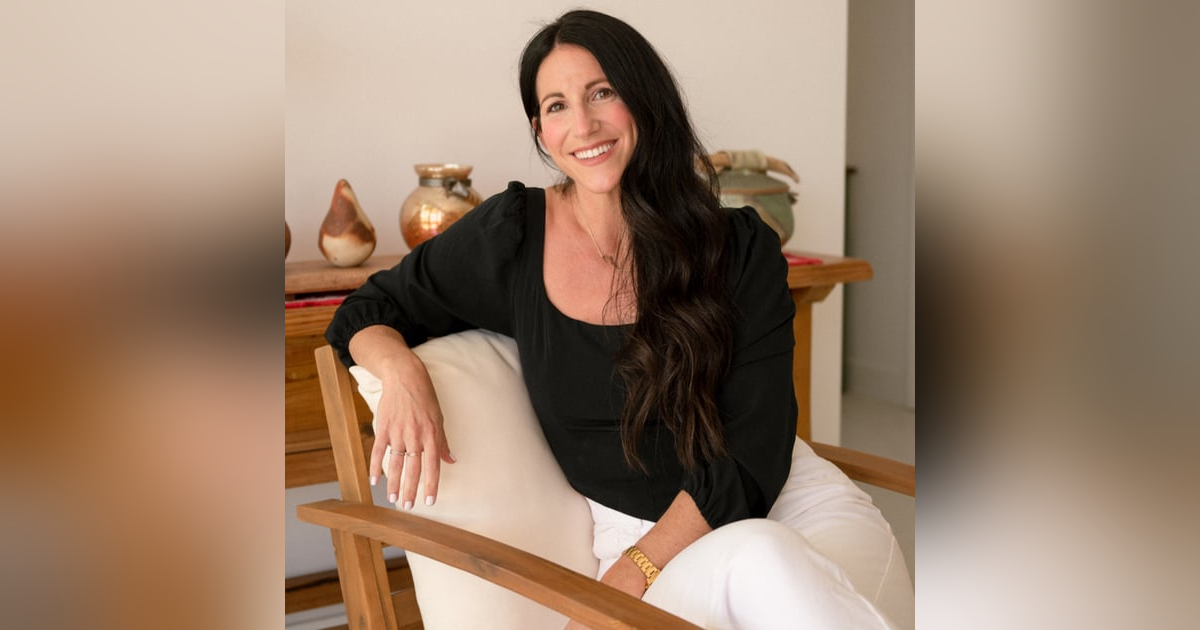 123 - Social Networking for Female Founders with Inbal Claudio, Founder of Like Minded Collective 123 - Social Networking for Female Founders with Inbal Claudio, Founder of Like Minded Collective