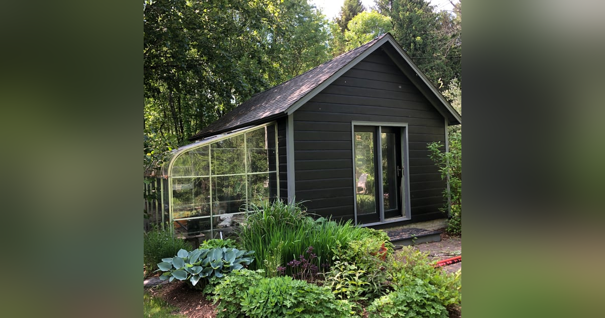 19. Brian Will Get The Flowers Himself 19. Brian Will Get The Flowers Himself