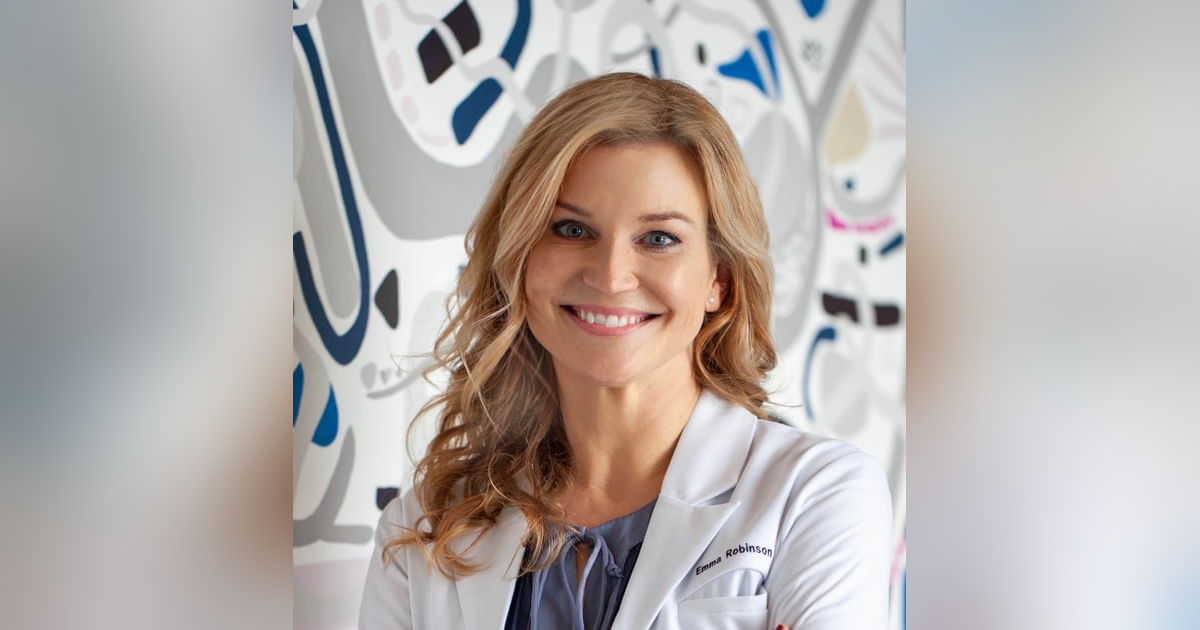 Emma Snowball-Robinson’s Journey from Model to Nurse/Entrepreneur Emma Snowball-Robinson’s Journey from Model to Nurse/Entrepreneur