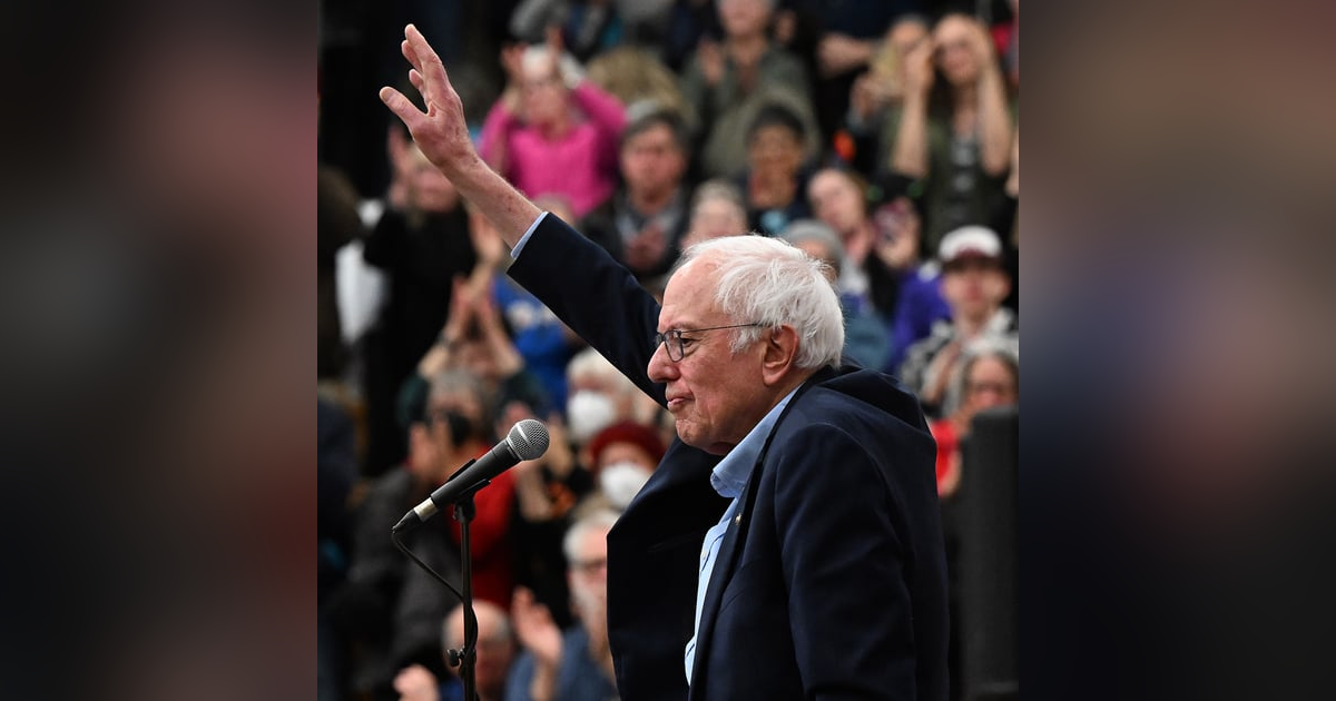 Inside Bernie Sanders's anti-Trump resistance Inside Bernie Sanders's anti-Trump resistance