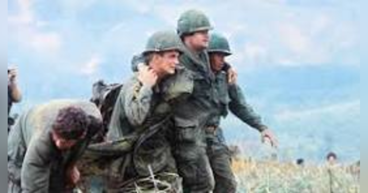 THE SEIGE OF KHE SANH 1968: U.S. MARINES HOLD AGAINST OVERWHELMING ODDS (1001 HEROES SUMMER OF LAST STANDS #3) THE SEIGE OF KHE SANH 1968: U.S. MARINES HOLD AGAINST OVERWHELMING ODDS (1001 HEROES SUMMER OF LAST STANDS #3)