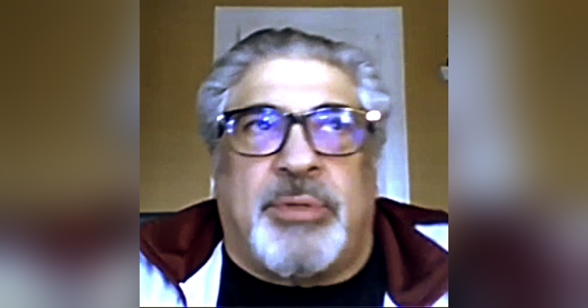 Vinnie Pastore, aka "Big Pussy" from the Sopranos talk with brothers Miggs and Trace Burroughs Vinnie Pastore, aka "Big Pussy" from the Sopranos talk with brothers Miggs and Trace Burroughs