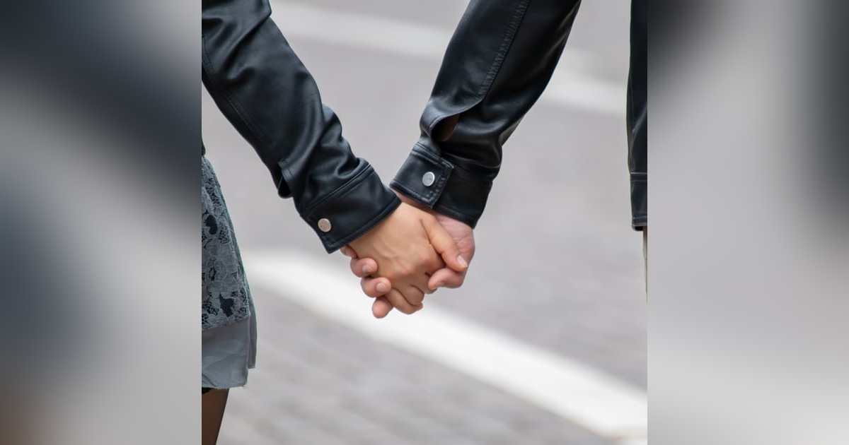 Is instant chemistry legit? (Ask Your Dating Expert Suzie) Is instant chemistry legit? (Ask Your Dating Expert Suzie)