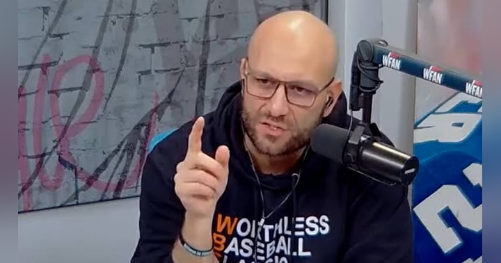 image for New York Sports Talk Is Better With Sal Licata — And WFAN Shouldn’t Lose Him